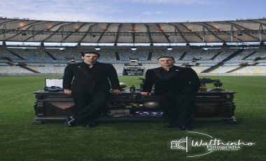 Encontro de Lendas: a convite de Malbec Black Legend, Kaká e Cannavaro protagonizam momento icônico e inédito no Maracanã