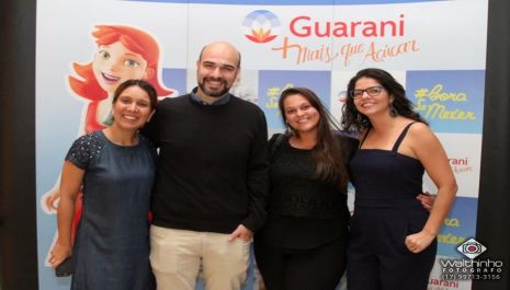 Coquetel Pré-estreia do Festival Varilux de cinema francês sala VIP, do Shopping Iguatemi, em São José do Rio Preto (SP).