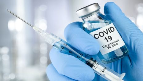 COMUNICADO  Olímpia recebe novo lote de vacinas e amplia imunização para pessoas com 42 e 43 anos