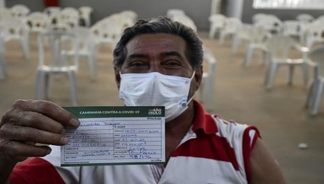 Em Olímpia, 1 em cada 3 pessoas adultas já está com o esquema vacinal completo contra a Covid