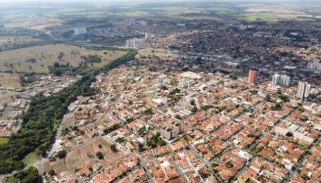 Novo decreto regulamenta aulas nas escolas municipais e funcionamento de atividades e serviços em Olímpia