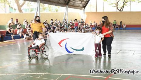 Festival dos Jogos Paralímpicos reúne alunos na EMEB Santo Seno como prática da Inclusão Social