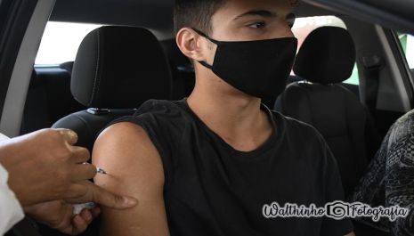 Olímpia retoma vacinação em público acima de 18 anos e adianta segunda dose da Pfizer neste sábado (25)   Depois de quase um mês sem vacina 
