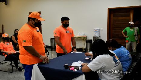 Saúde realiza busca ativa em grandes empresas de Olímpia para intensificar a imunização de 2ª dose e reforço