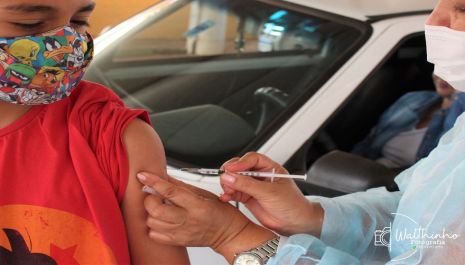 Aplicação de dose adicional para adolescentes de 12 a 17 anos é liberada em Olímpia