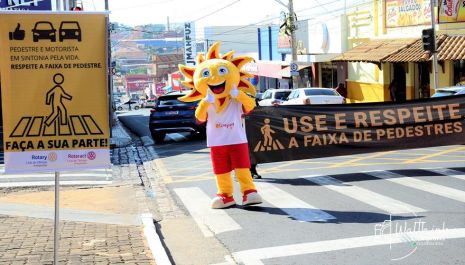 Ação do ‘Maio Amarelo’ conscientiza motoristas e pedestres nas ruas de Olímpia