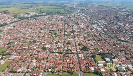 Indústria e Serviços são os setores que mais geraram empregos em Olímpia no último mês