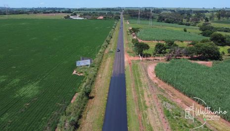 Olímpia assina convênios com o Estado para retomada da Natal Breda, recuperação da vicinal do Lambari e outros repasses de recursos