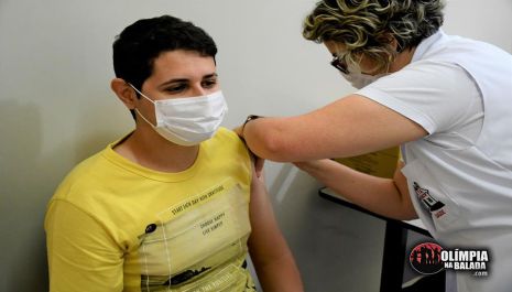 Sábado de mobilização aplicou mais de 300 doses contra a Covid e Gripe em Olímpia