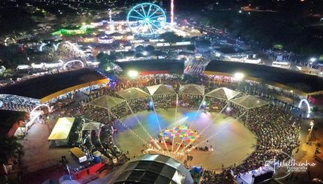 Noite de abertura do 58º Festival do Folclore registra recorde de público com mais de 25 mil pessoas