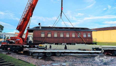 Estação Cultural recebe vagão histórico e avança em obras da ala gastronômica