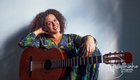 Praça Rui Barbosa recebe cantora mineira Ceumar Coelho nesta sexta (28) no Cultura no Coreto