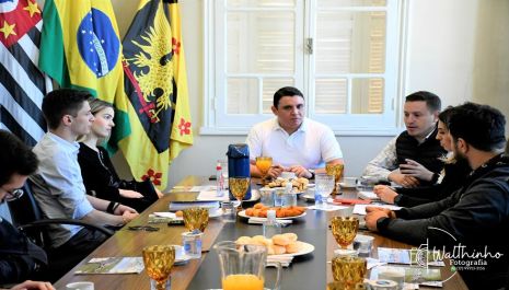 Olímpia recebe Coordenador Estadual da Juventude e representantes regionais para implantação de novas políticas públicas para jovens