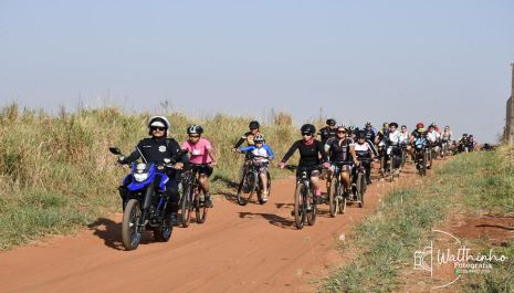 Passeio Ciclístico 2023 reuniu dezenas de famílias e esportistas em Olímpia