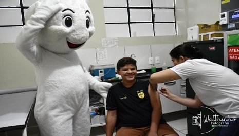 Campanha da Multivacinação já imunizou mais de 500 crianças e adolescentes e segue até a próxima terça-feira (31)