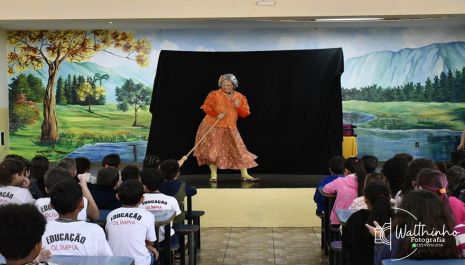 Social realiza ‘Campanha Faça Bonito’ com atividade teatral nas escolas sobre direitos das crianças e dos adolescentes