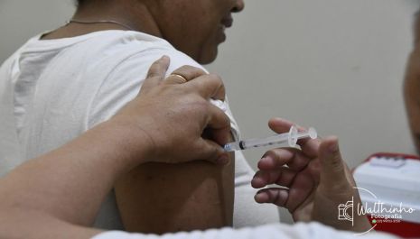 Vacinação contra a dengue é ampliada para adolescentes com 14 anos em Olímpia