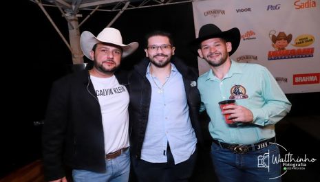 Camarote Sup Iquegami no Catanduva Rodeo Show -Show Bruno e Marrone