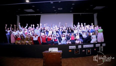 Show de Talentos 2025 do Centro de Estudos de Línguas da EE Dr• Antonio Augusto Reis Neves de Olímpia 