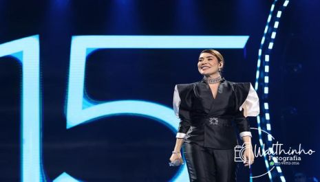 Naiara15: Naiara Azevedo debuta na carreira com gravação de audiovisual em São Paulo