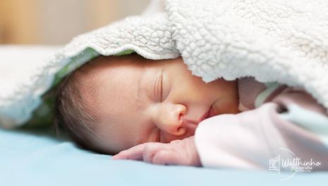 Fórmula natural oferece tratamento seguro para a cólica dos bebês