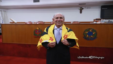 Entrega do Titulo de Cidadão honorário Olimpiense  ao ilustre Dr. Hélio de Sousa Pereira