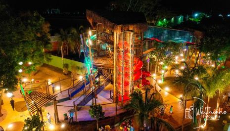 Inaugurada a Vila Guarani, a diversão de final de tarde e noite do Hot Beach -aberta ao público