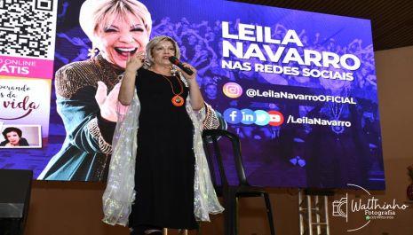 Palestra com Leila Navarro marca o início do ano letivo da rede municipal de Olímpia