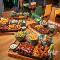 Outback aposta na tendência de compartilhar e lança campanha de tábuas com seus pratos mais pedidos em combinações inéditas